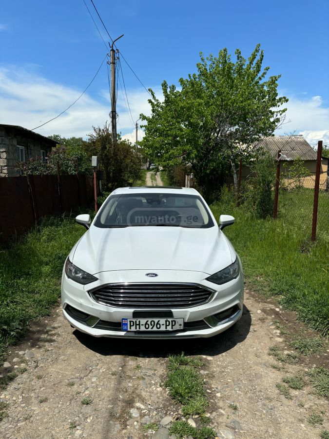 Ford Fusion - фото 3