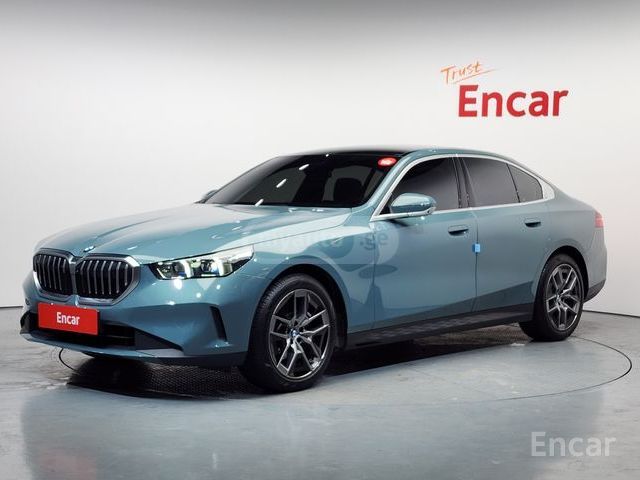 BMW 520 2024 — миниатюра 1