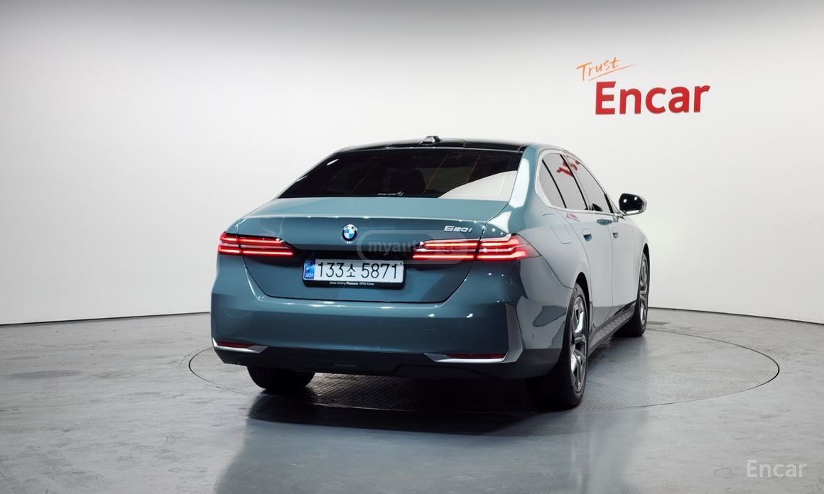 BMW 520 2024 — миниатюра 4