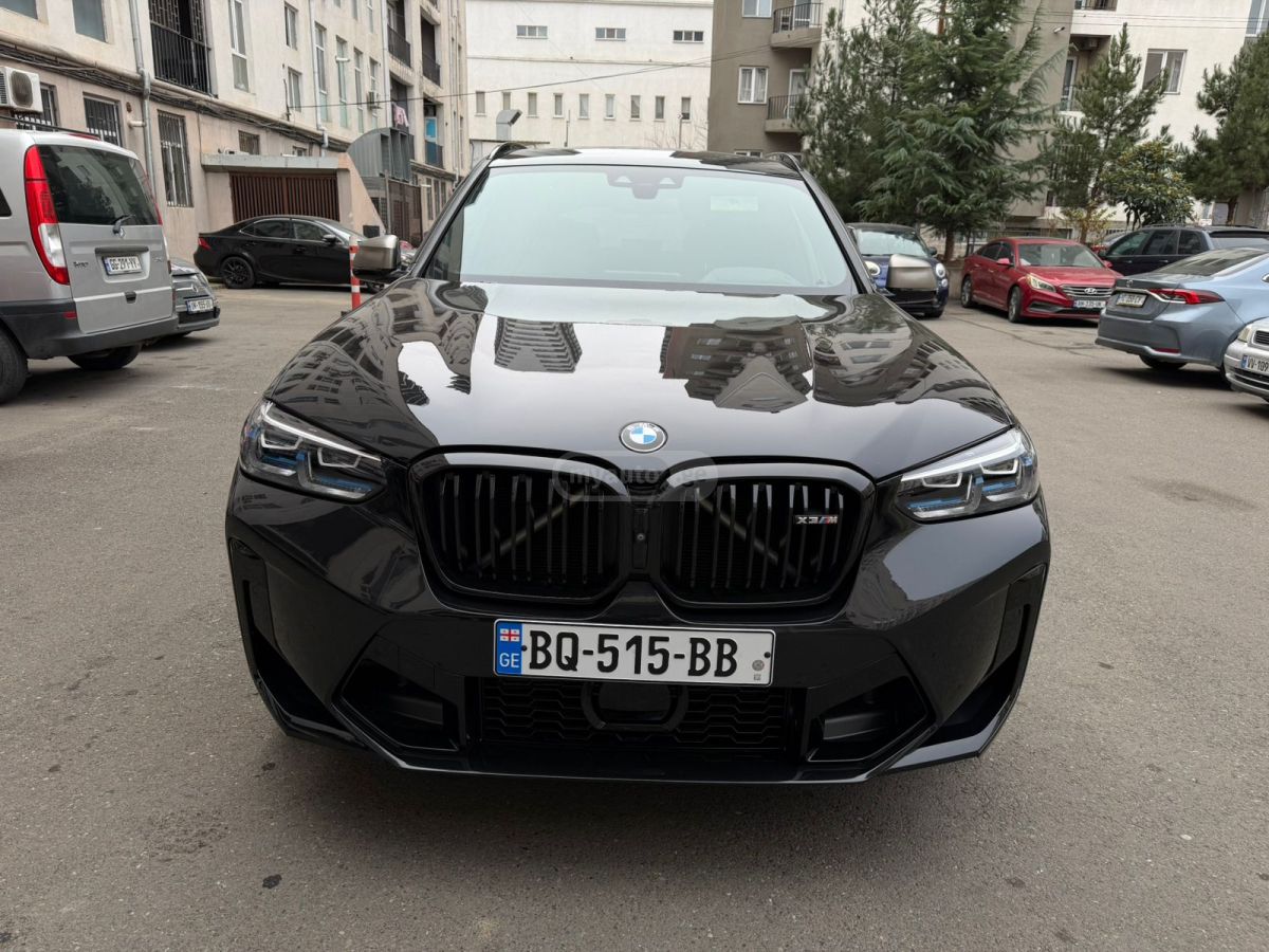 BMW X3 - фото 1