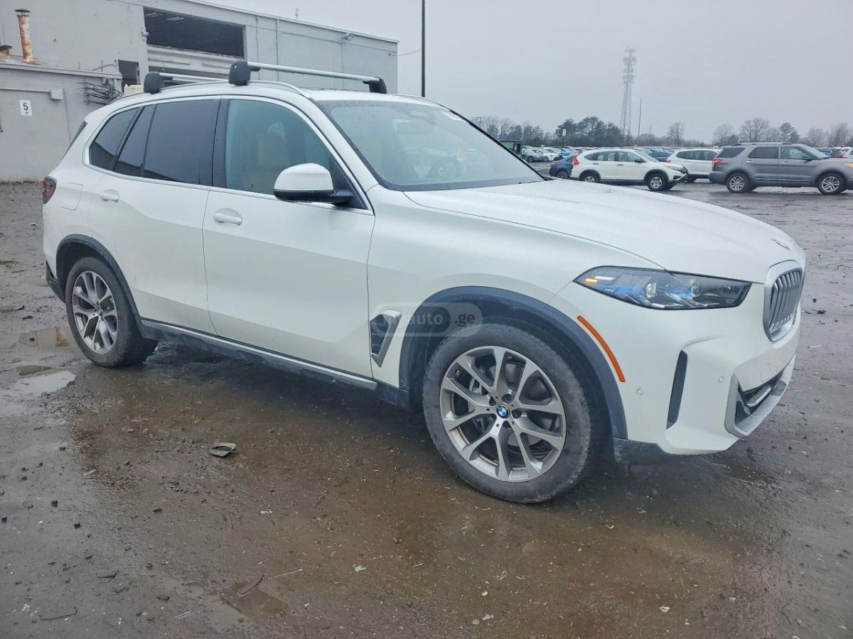 BMW XDRIVE40I — миниатюра 1