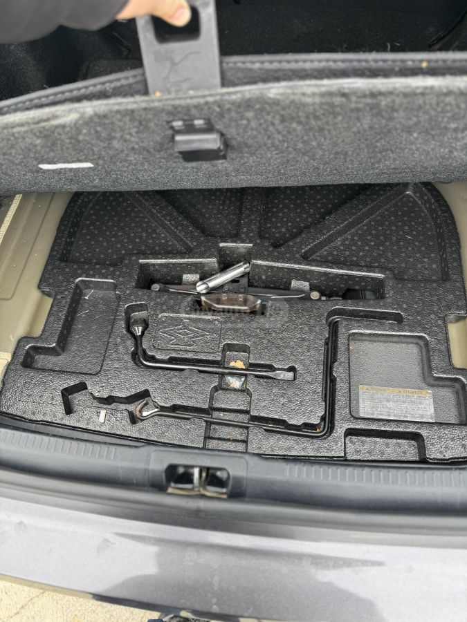 Toyota Camry - фото 8
