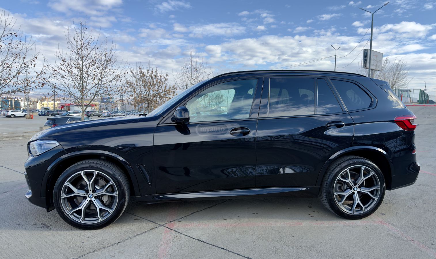 BMW X5 - фото 11