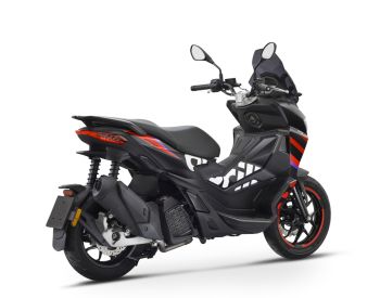 Aprilia SR GT 200 