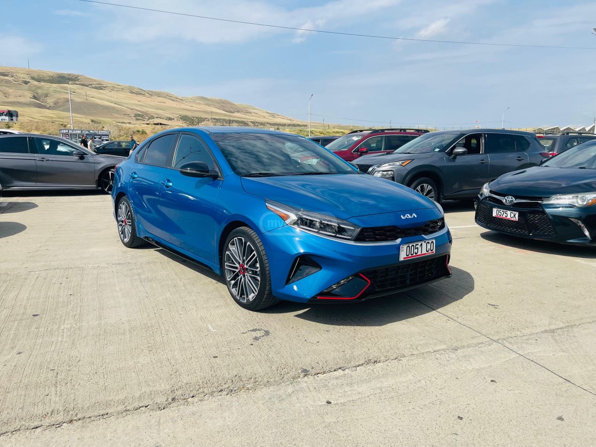 Kia GT — миниатюра 2