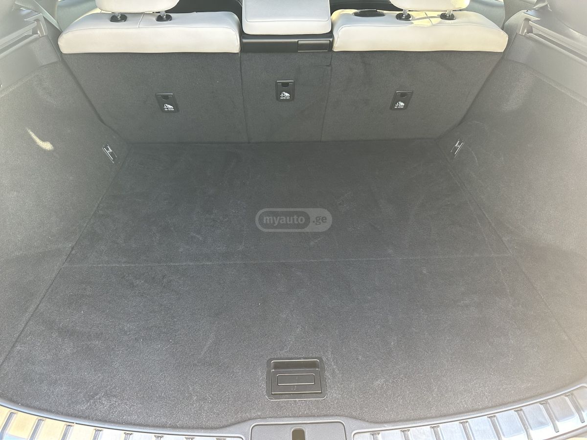 Lexus Premium 4dr All Wheel Drive Au — миниатюра 4