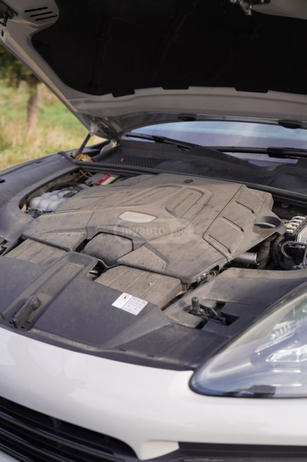 Porsche Cayenne - фото 13