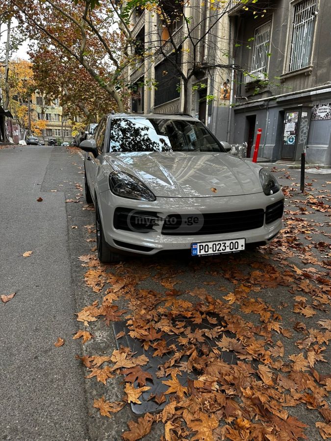 Porsche Cayenne - фото 6