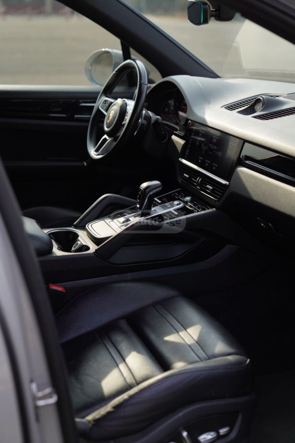 Porsche Cayenne - фото 9