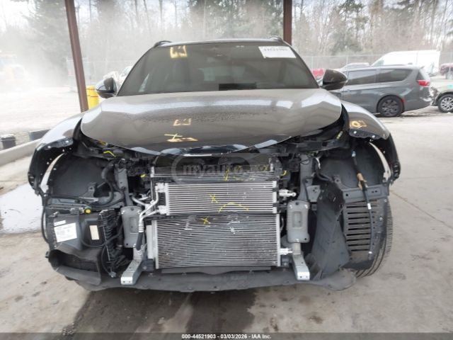 Alfa Romeo Stelvio - фото 11