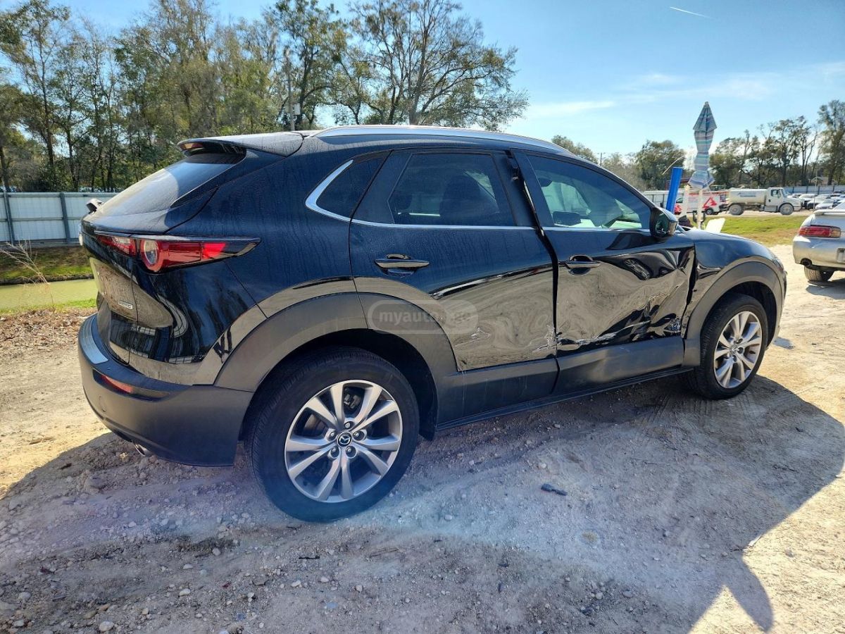 Mazda CX-30 - фото 11