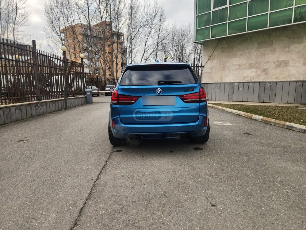 BMW X5 M - фото 7