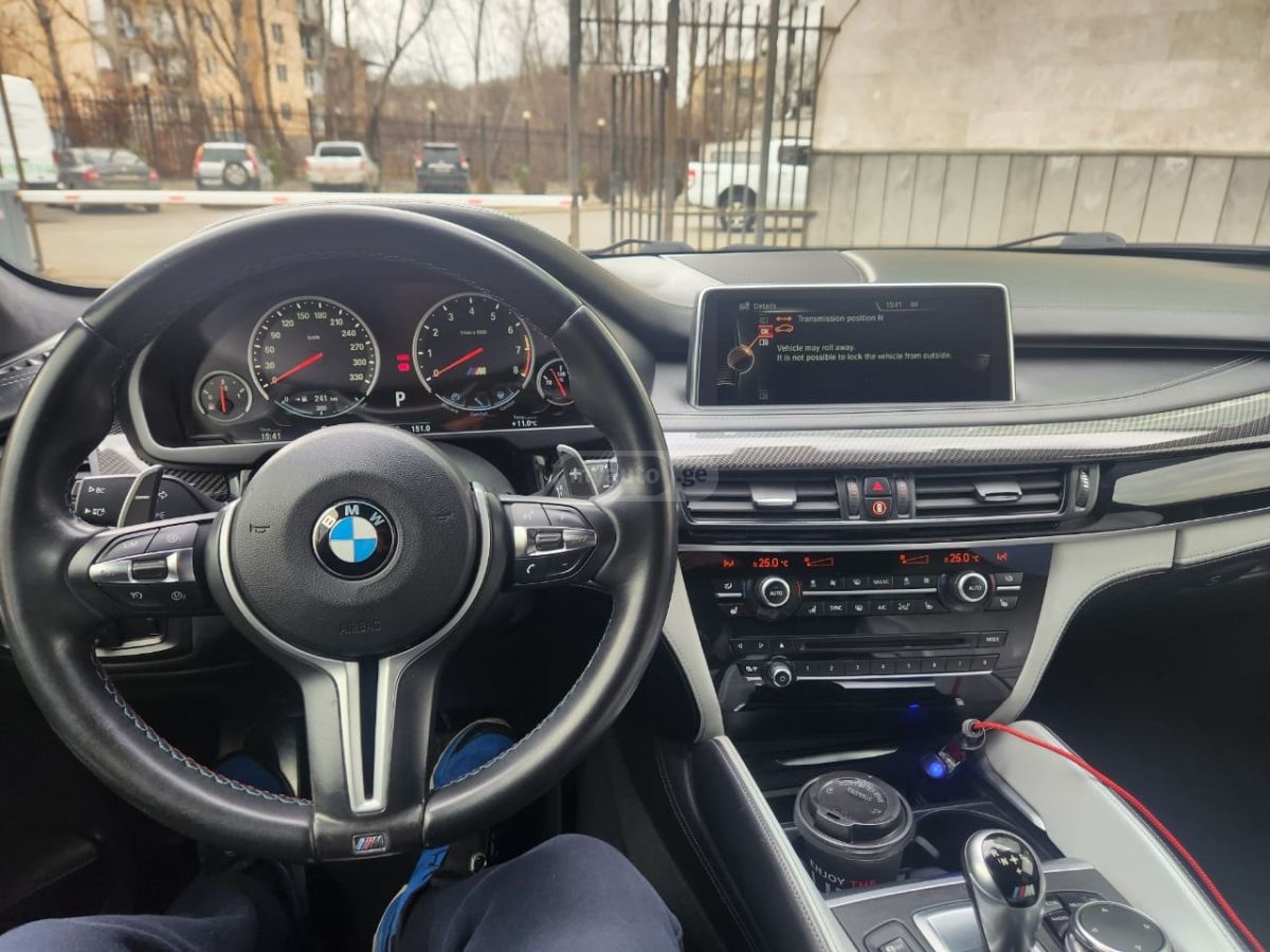 BMW X5 M - фото 8