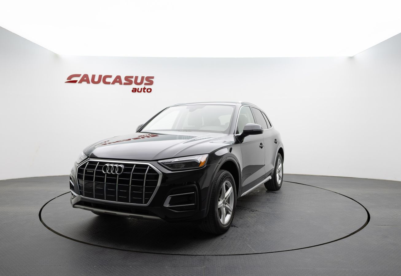 Audi Q5 - фото 1