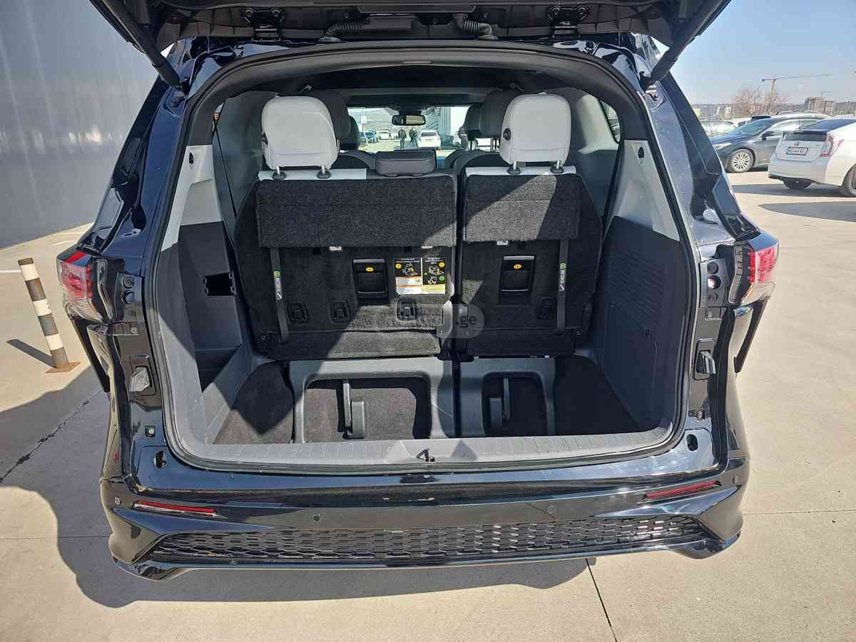 Toyota Sienna - фото 7