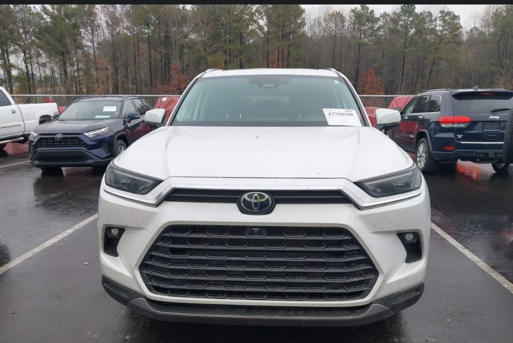 Toyota LIMITED — миниатюра 4