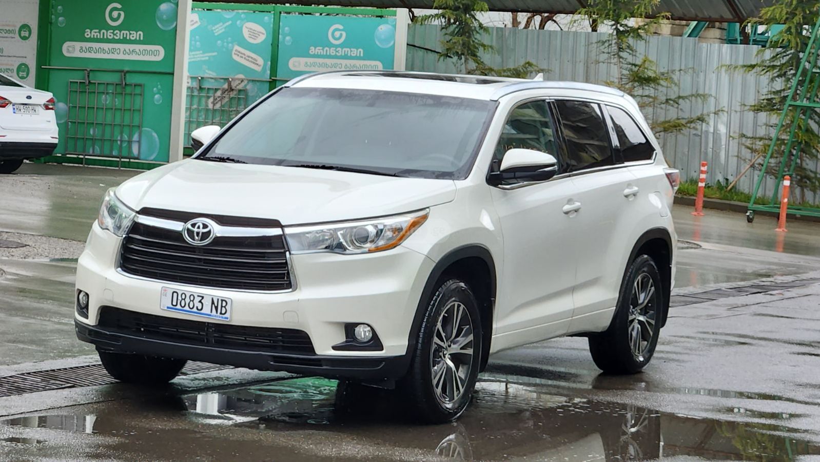 Toyota Highlander - фото 2