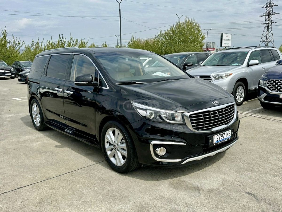 Kia Carnival - фото 2