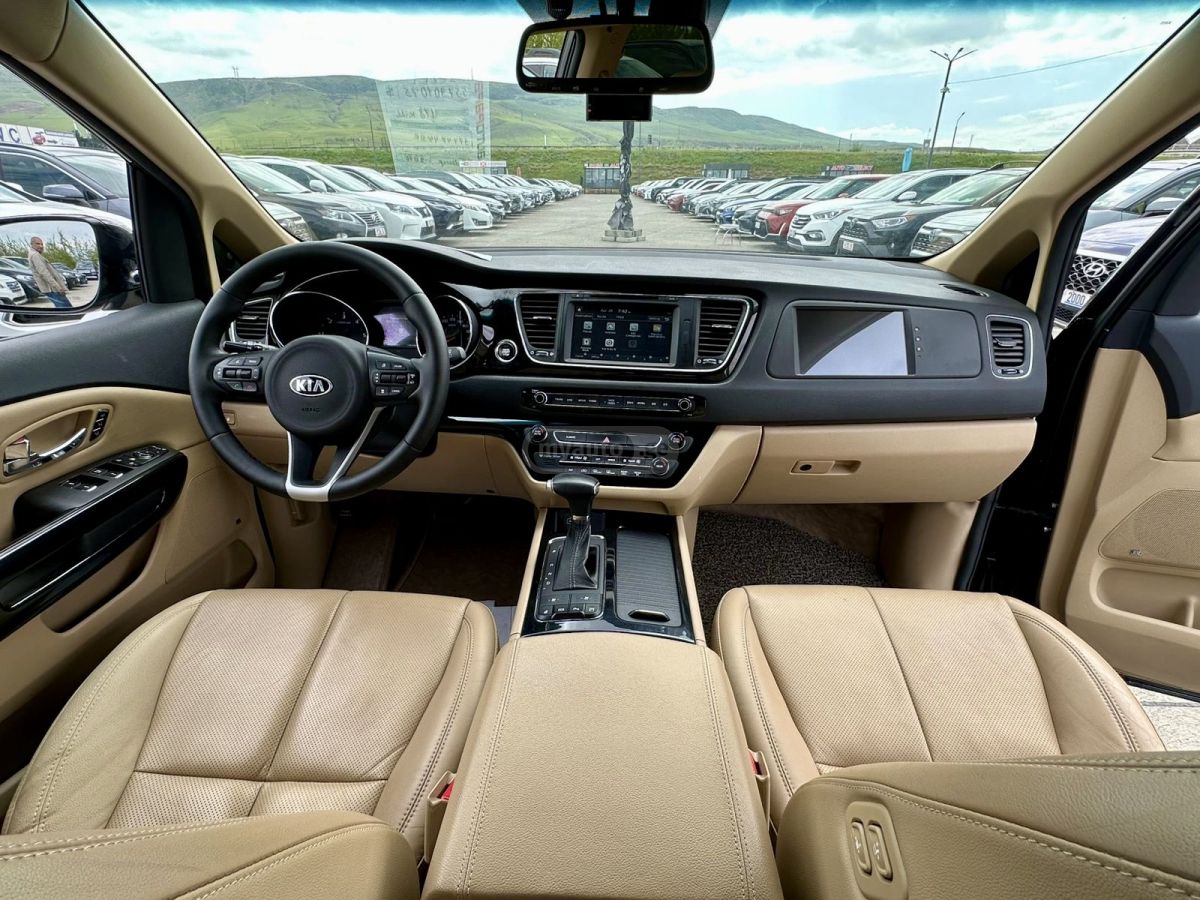 Kia Carnival - фото 7
