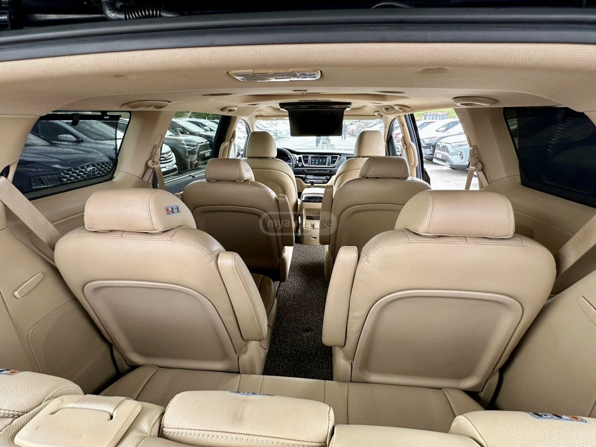 Kia Carnival - фото 8