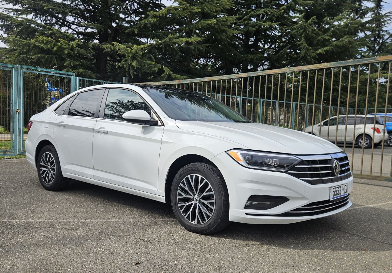 Volkswagen Jetta - фото 3