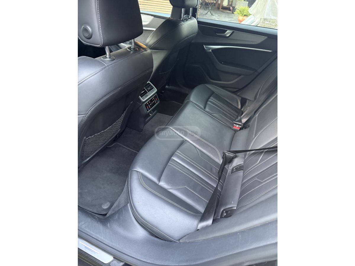 Audi A7 - фото 13