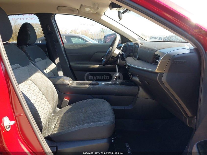 Nissan Kicks - фото 5