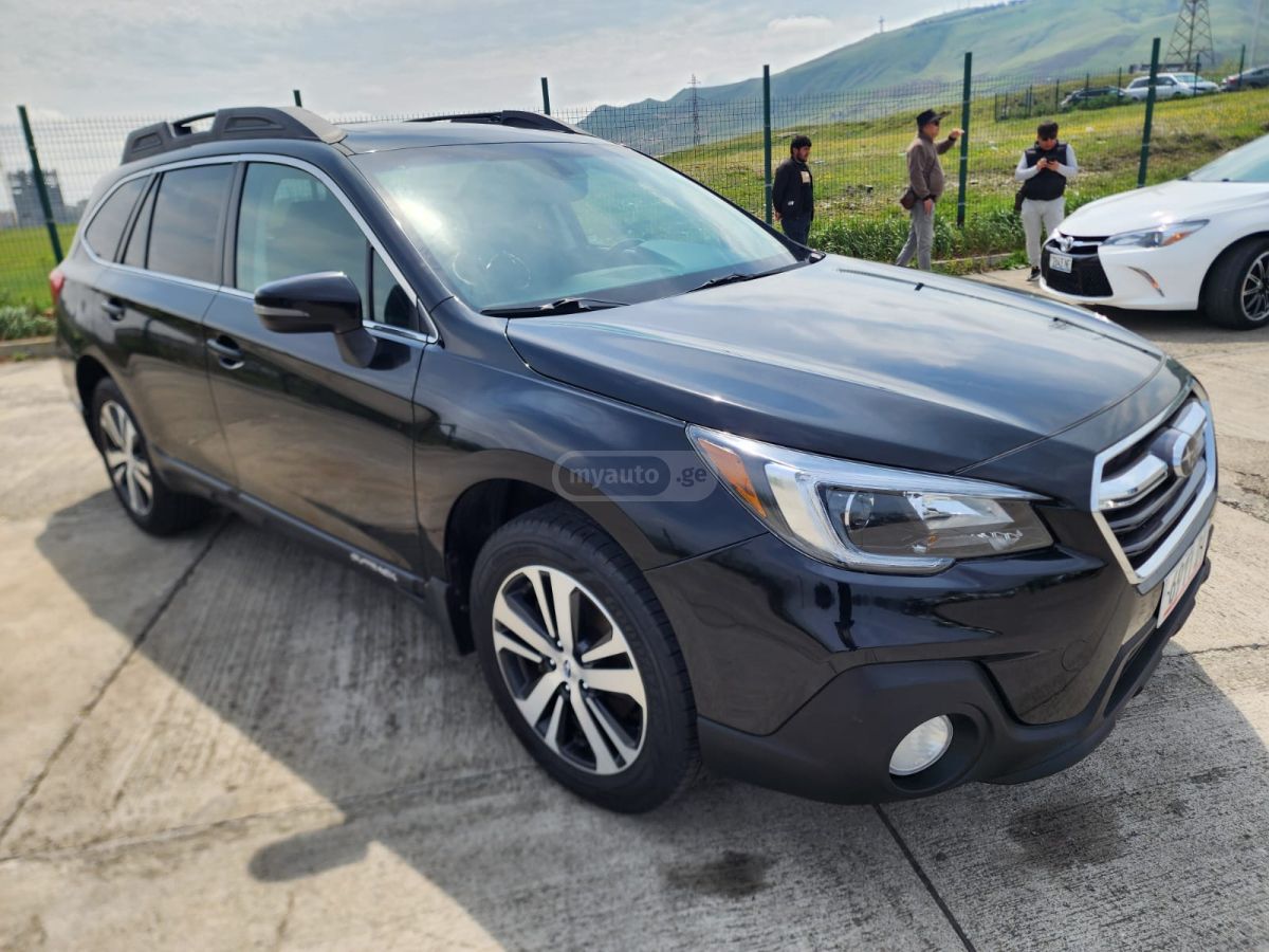 Subaru Outback - фото 1