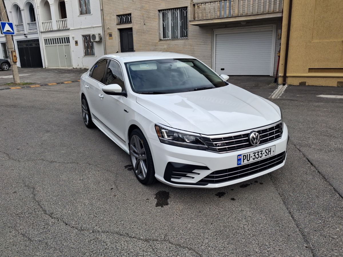 Volkswagen Passat - фото 1