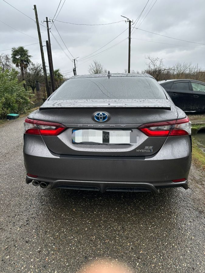 Toyota Camry - фото 3