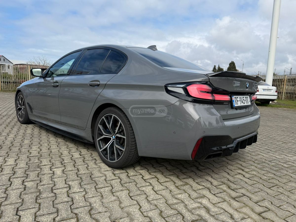 BMW 550 - фото 6