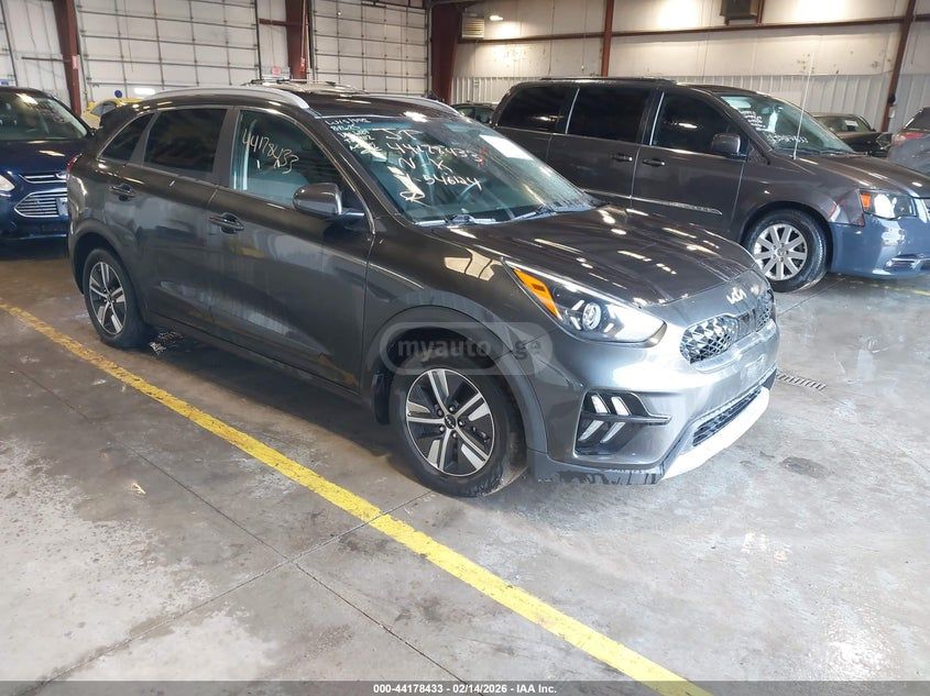 Kia Niro - фото 1