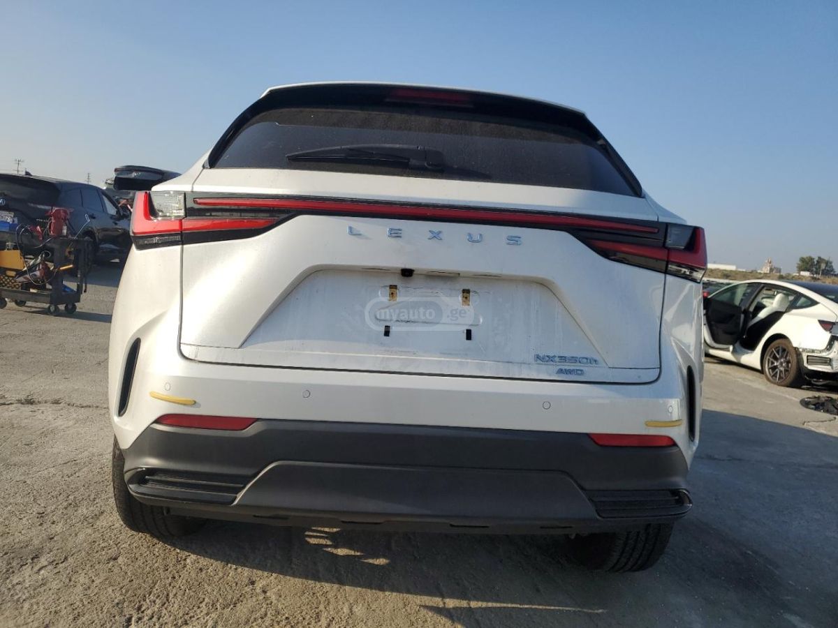 Lexus NX 300 2023 — миниатюра 6