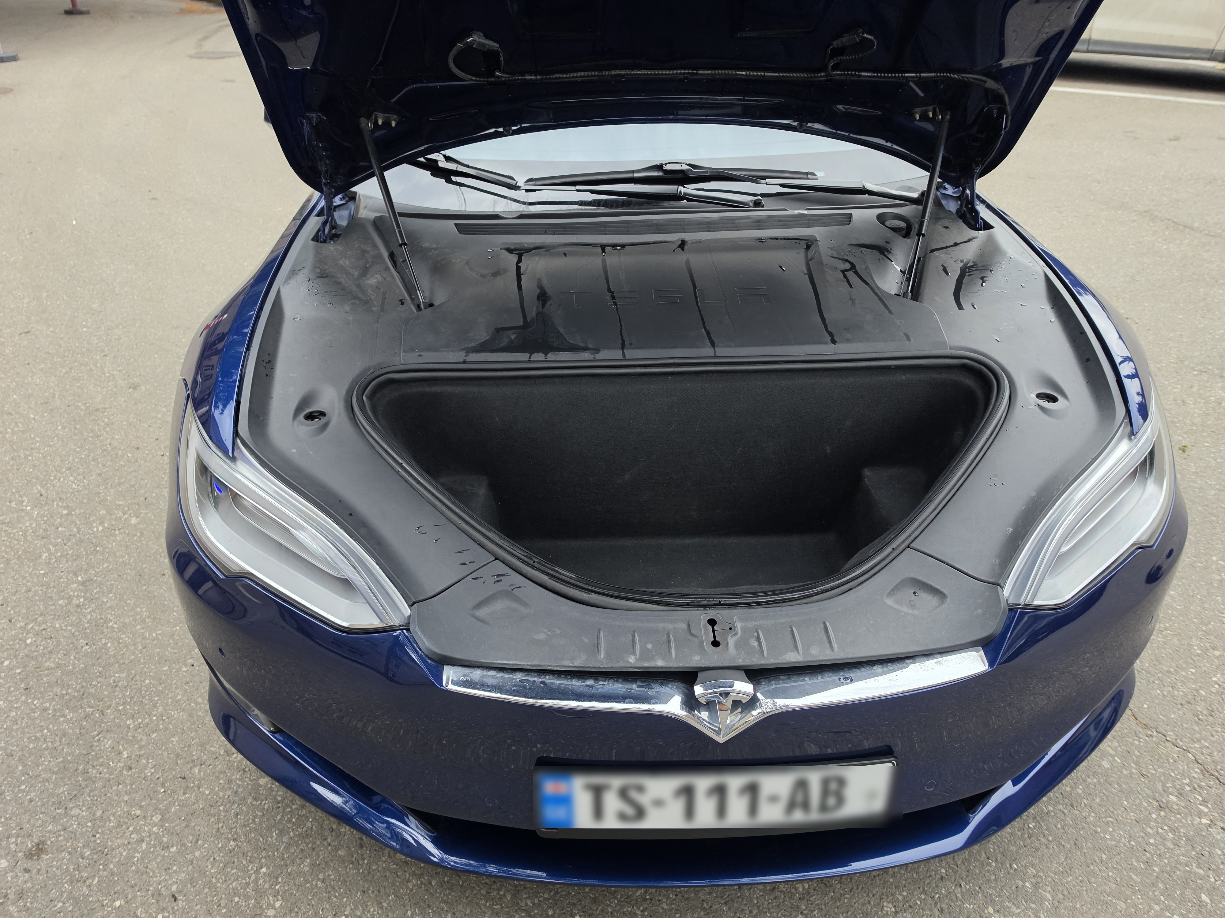 Tesla Model S - фото 8