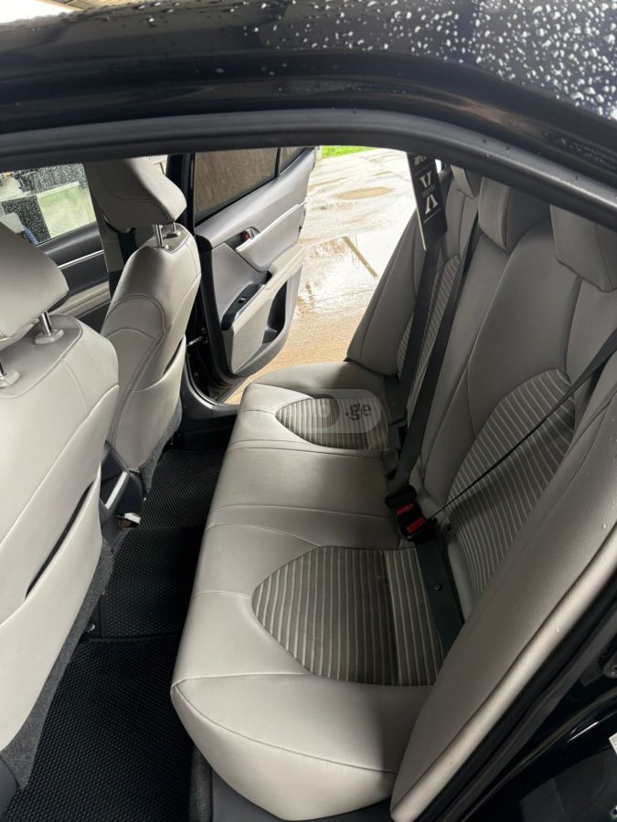 Toyota Camry - фото 3