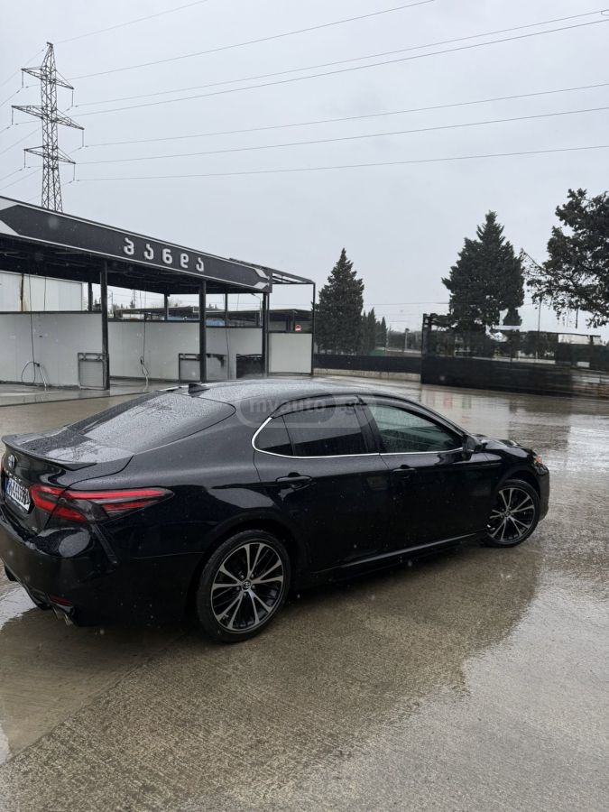 Toyota Camry - фото 7
