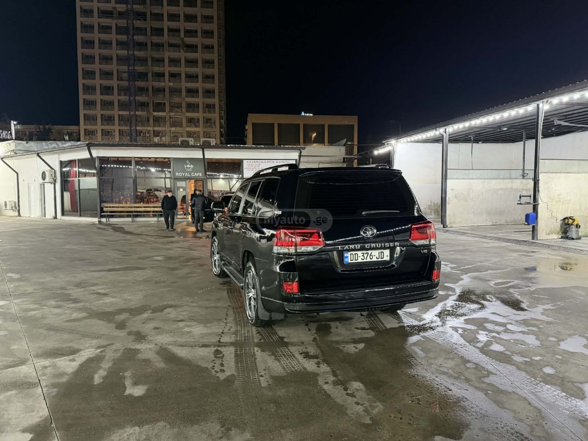 Toyota Land Cruiser - фото 6