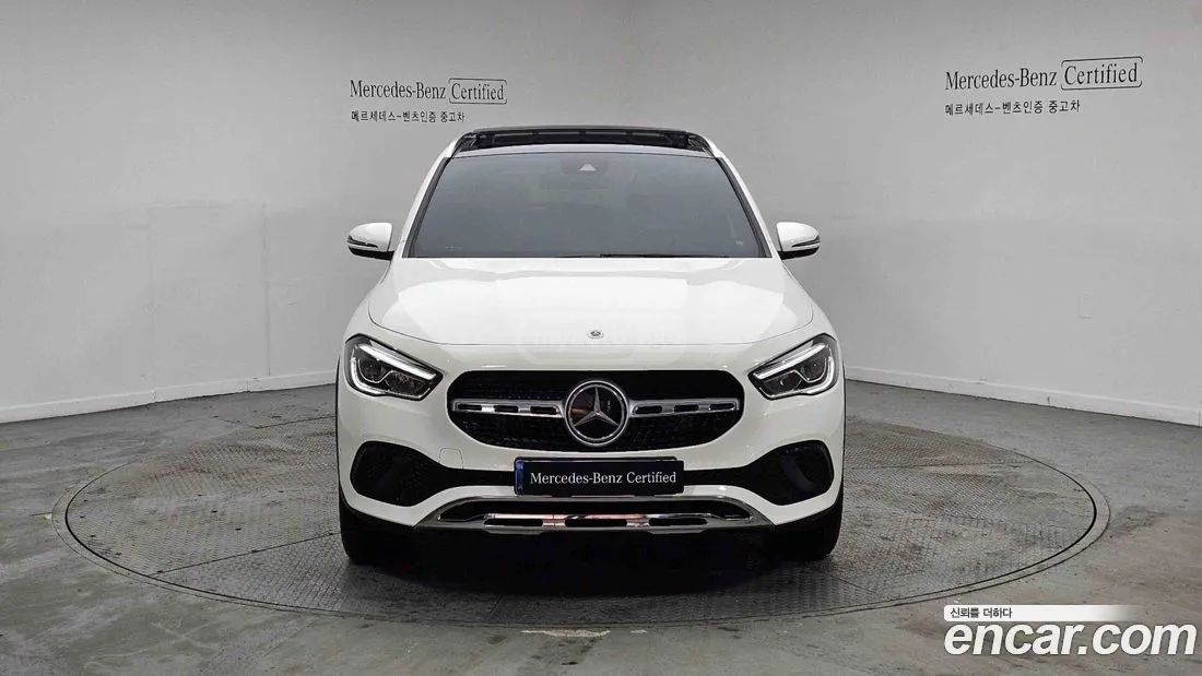 Mercedes-Benz GLA 45 AMG 2021 — миниатюра 3