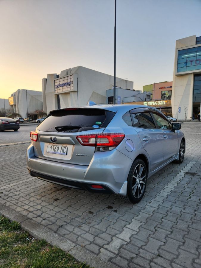 Subaru Impreza - фото 4