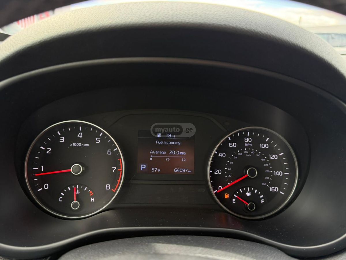 Kia Sportage - фото 11