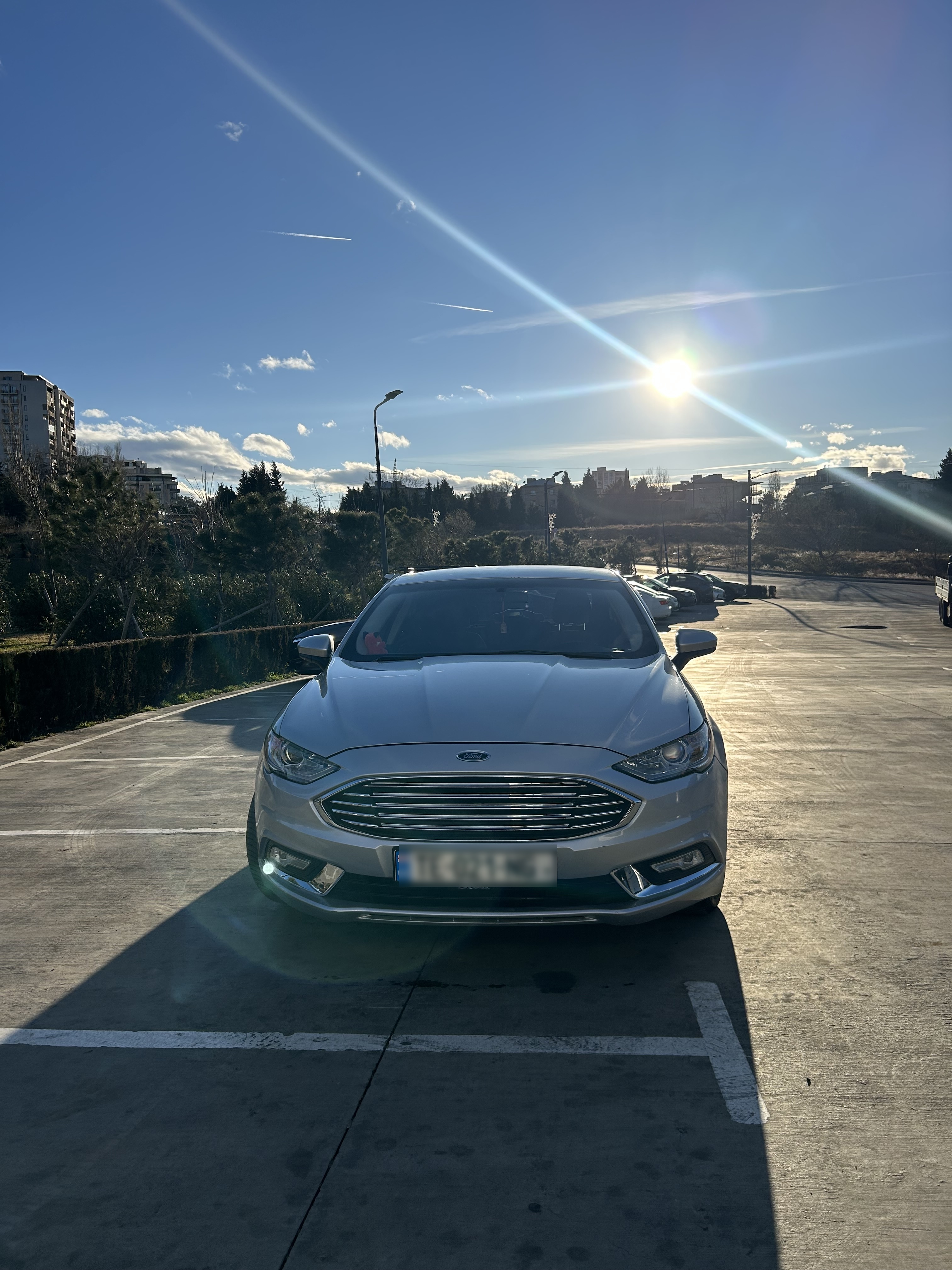 Ford Fusion - фото 1