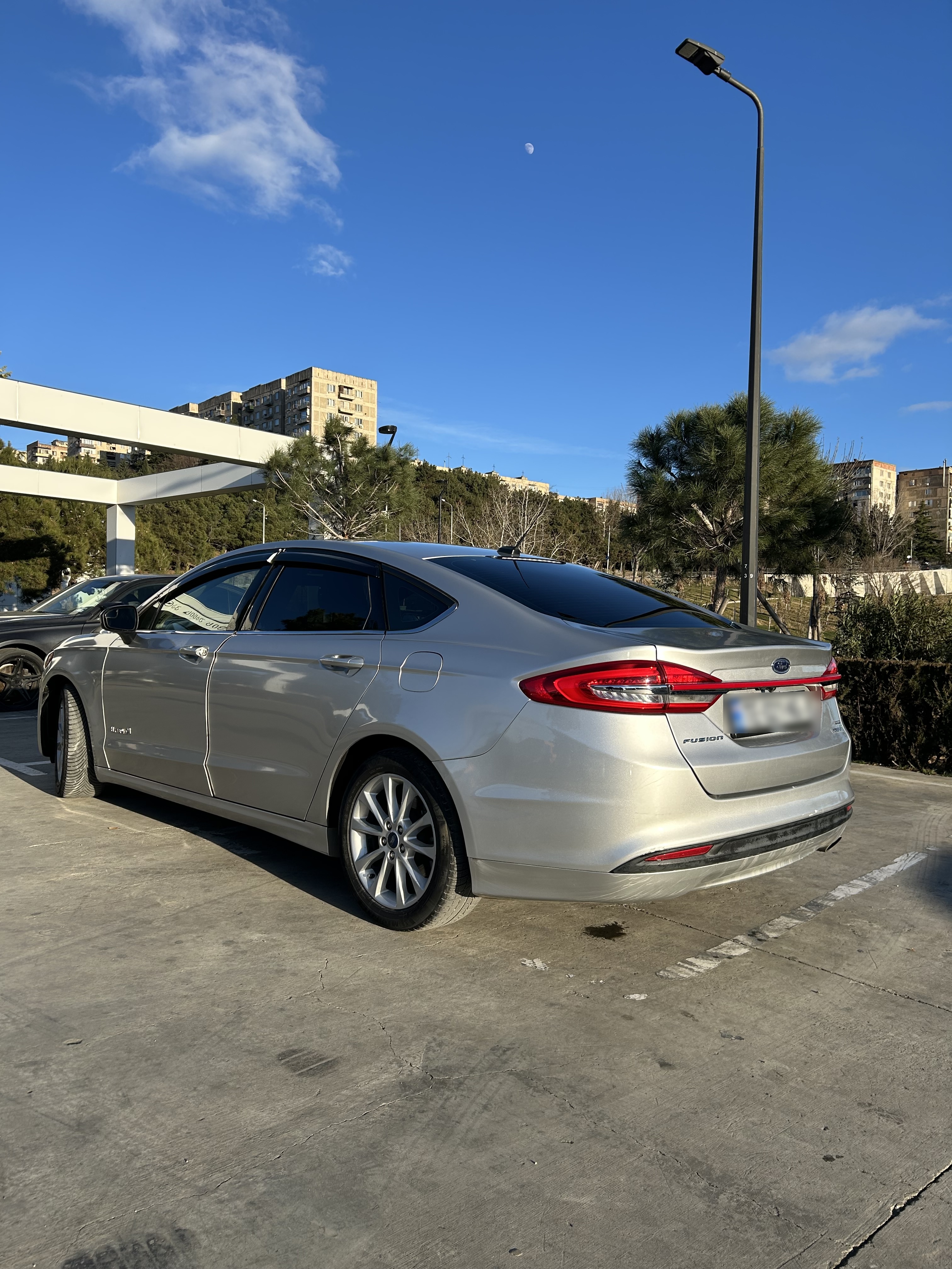 Ford Fusion - фото 3