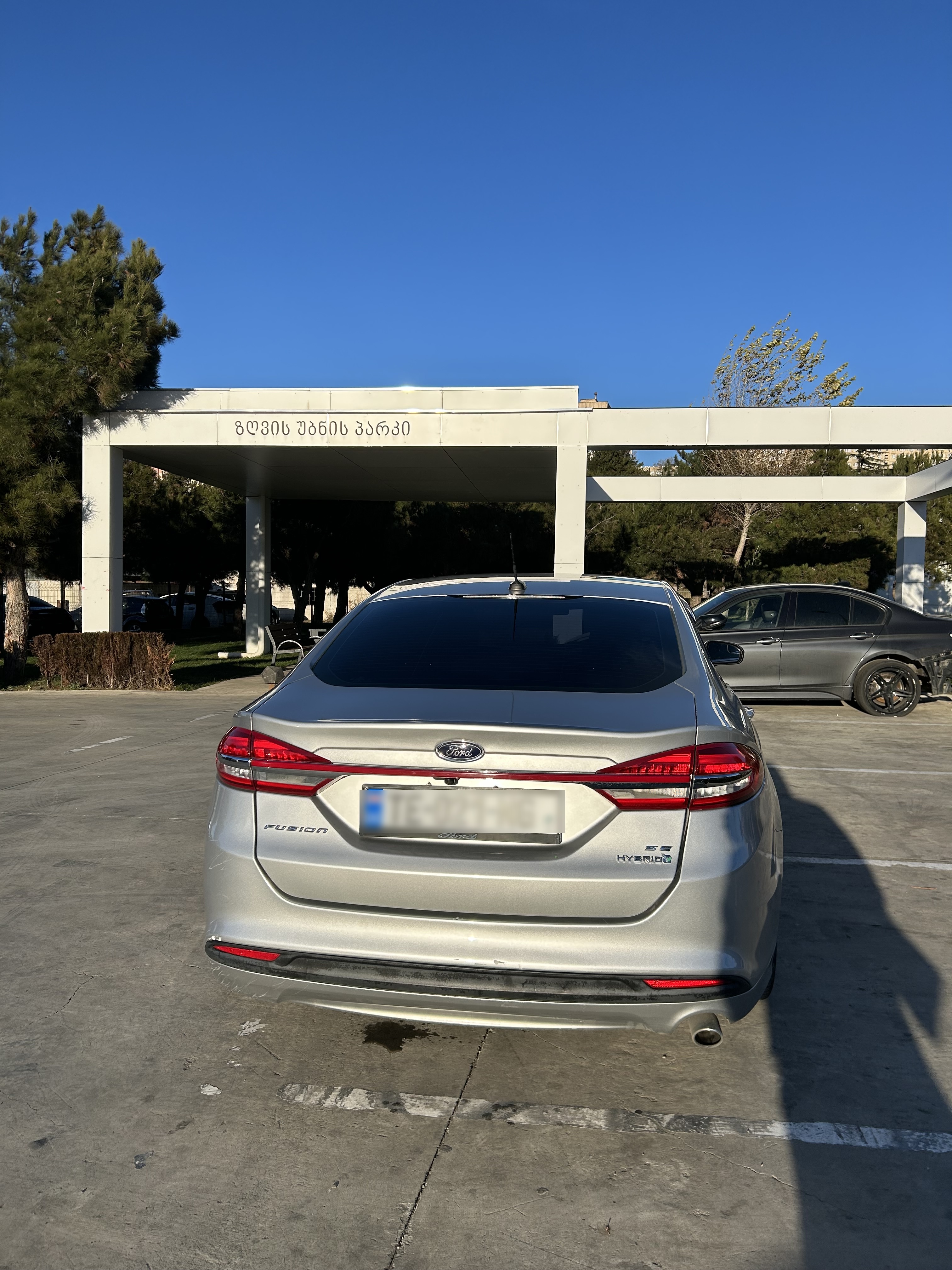 Ford Fusion - фото 4