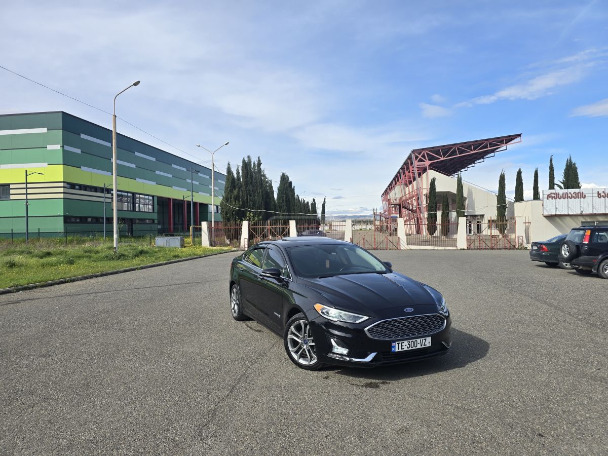 Ford Fusion - фото 11