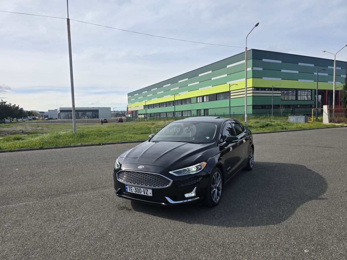 Ford Fusion - фото 2