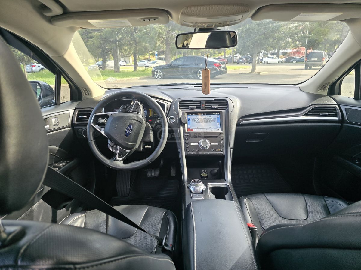 Ford Fusion - фото 7