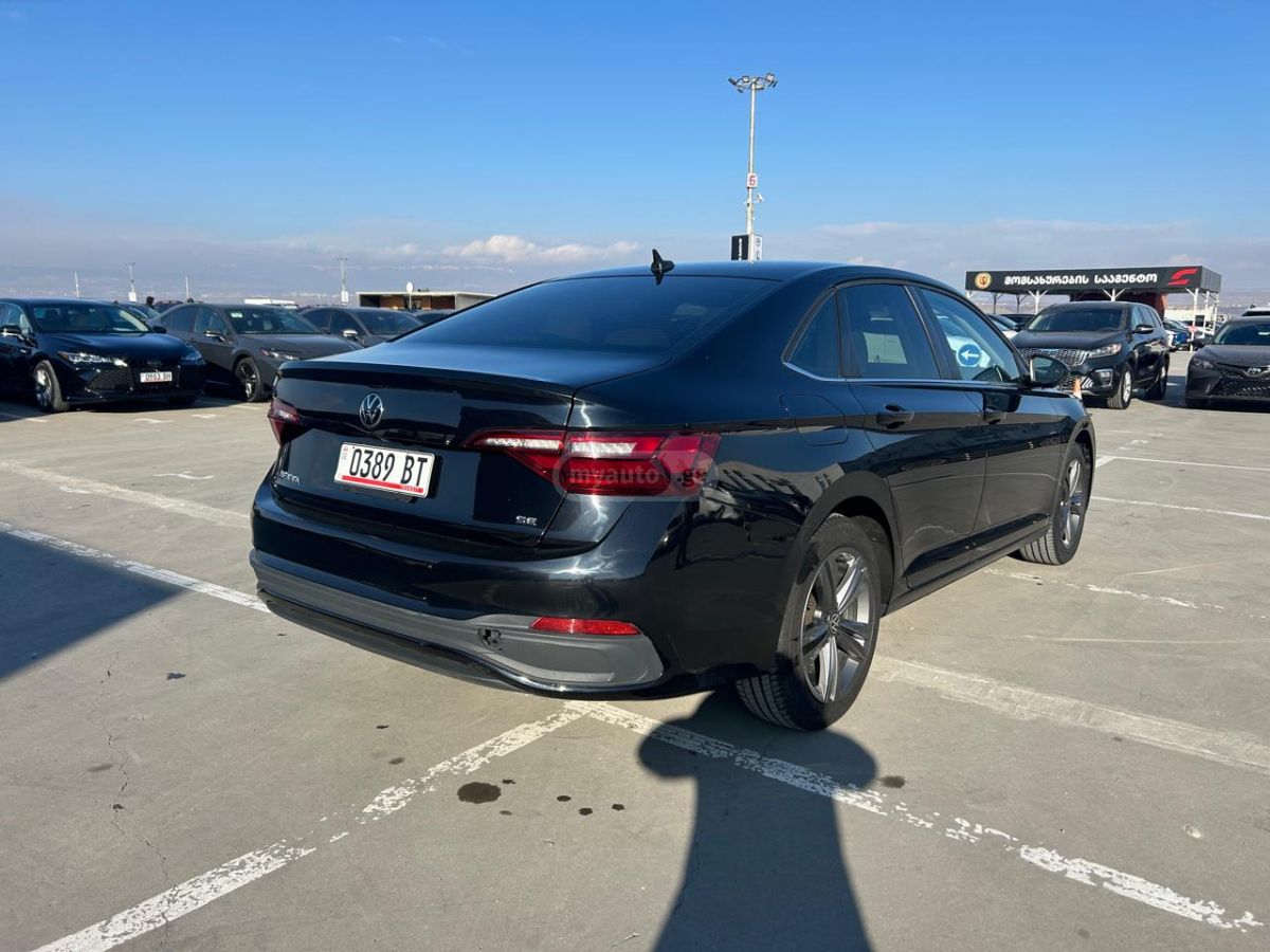 Volkswagen Jetta - фото 6