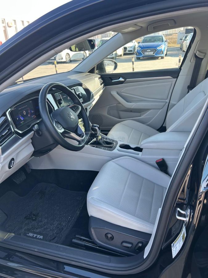 Volkswagen Jetta - фото 7