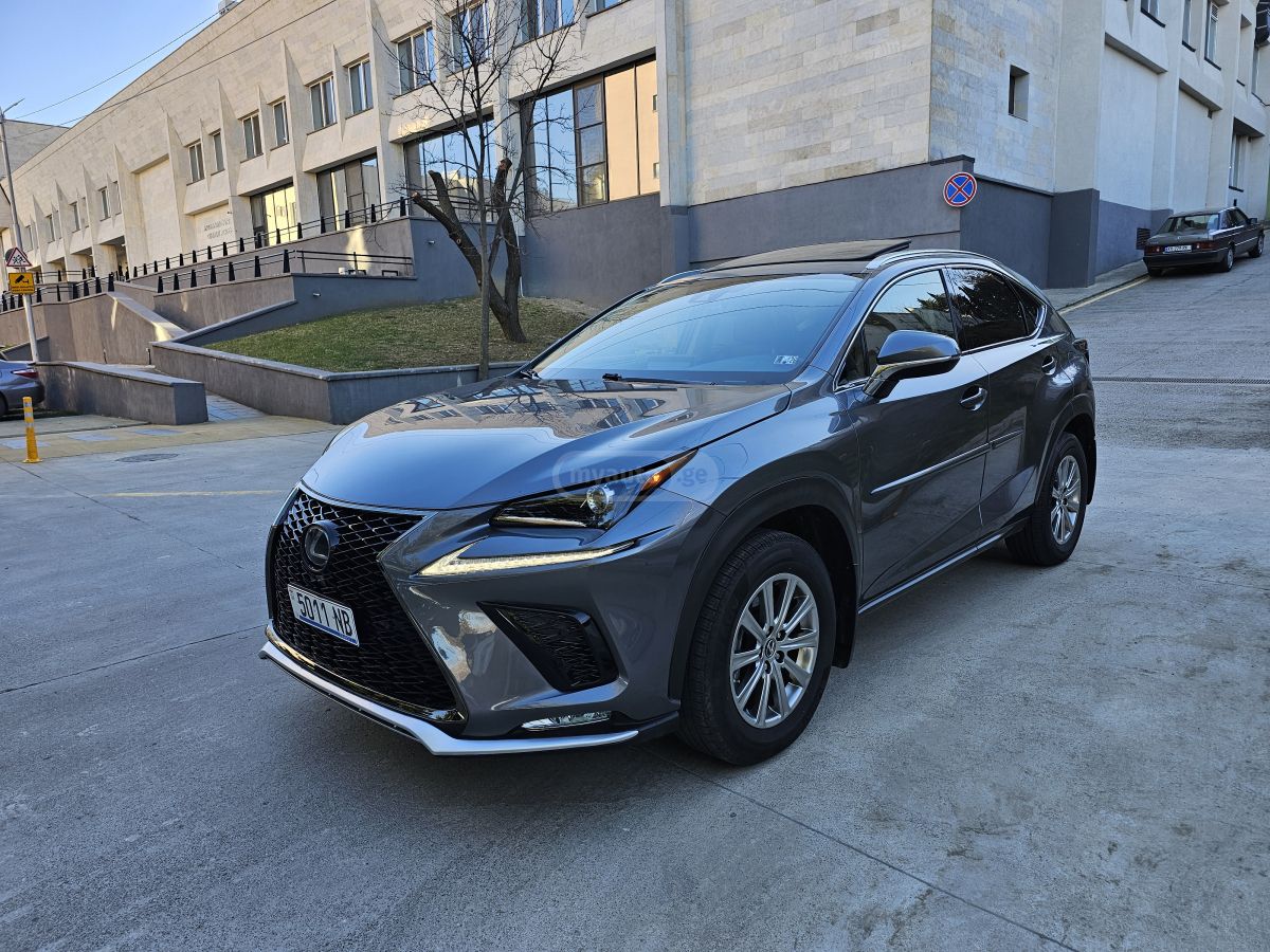 Lexus NX 300 - фото 9