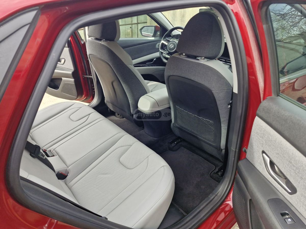 Hyundai Limited 4dr Sedan CVT — миниатюра 11